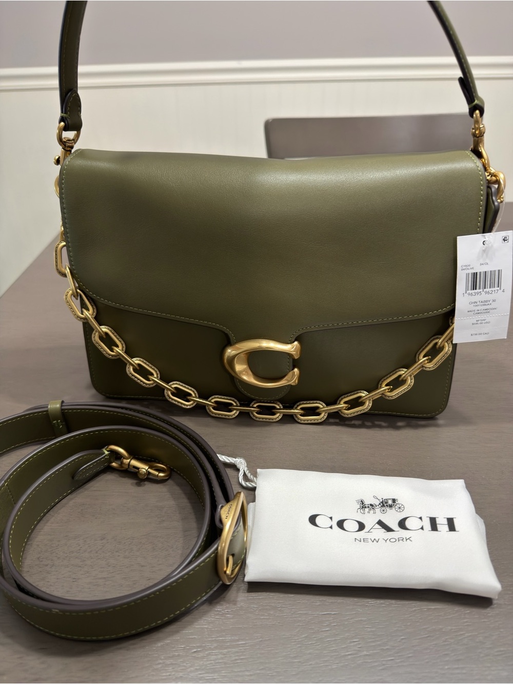 NWT Coach chain tabby 30 in Olive